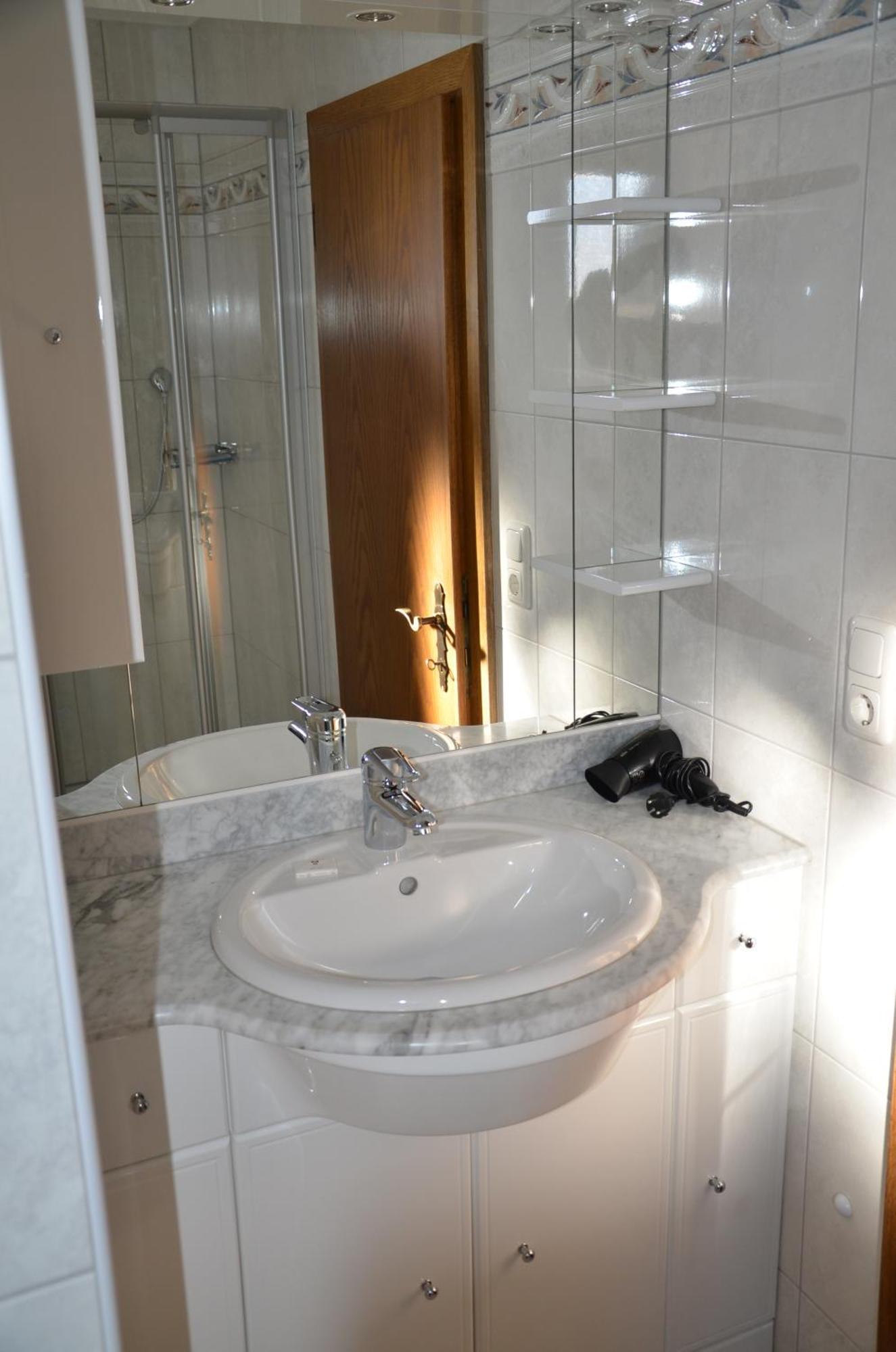Gaestehaus Brugger Neukirchen am Grossvenediger Room photo